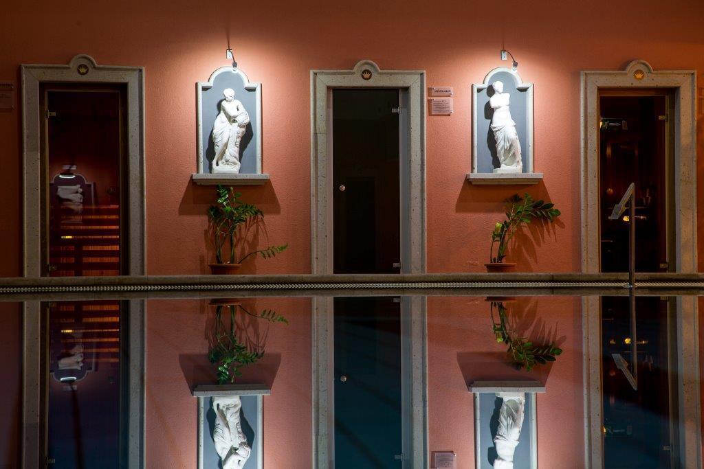 Egri Korona Borhaz Es Wellness Hotel Demjén Eksteriør bilde